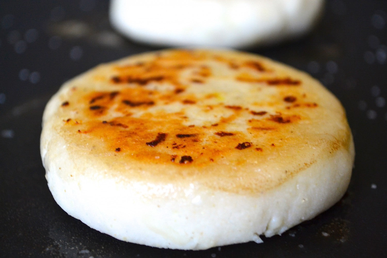 Corn & Cheese Cakes / Arepas con queso Colombianas